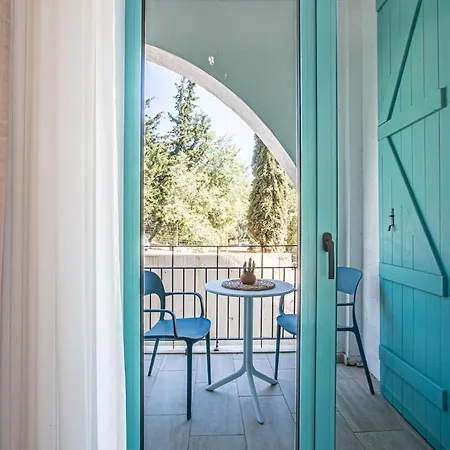 Deja Blue Triple, Parking, Kitchen And Balcony 102 - Drymades - Santorini