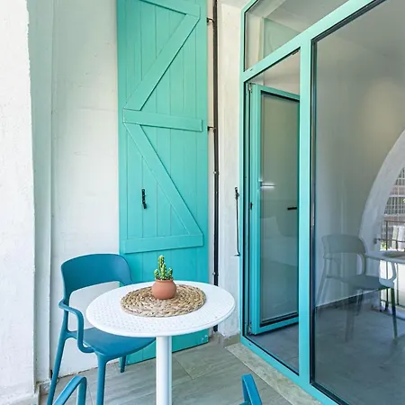 Deja Blue Triple, Parking, Kitchen And Balcony 102 - Drymades - Santorini * Dhërmi